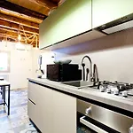 La Caneva 951 4* كيودجا