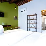 فندق مبيت وإفطار La Caneva 951 4*