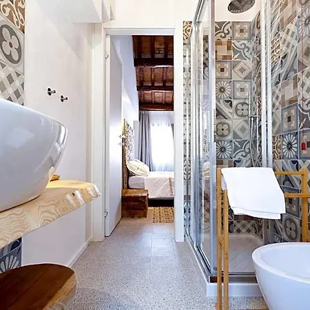 La Caneva 951 Bed & Breakfast