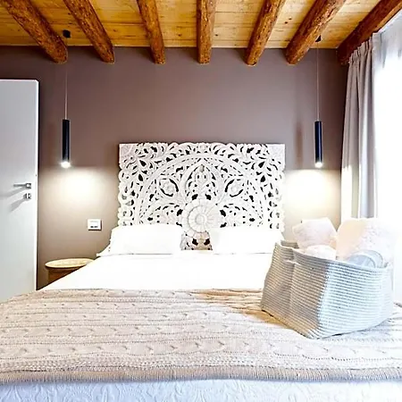 Bed & Breakfast La Caneva 951 4*