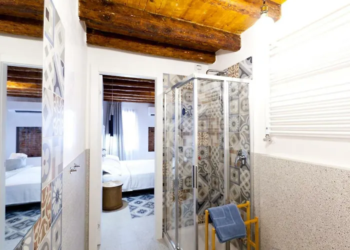 La Caneva 951 3* كيودجا